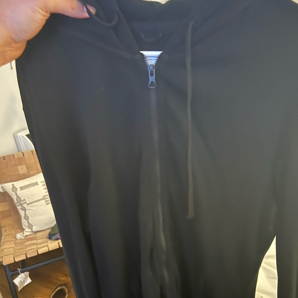 Reighning champ size L hoodie black. Mid terry originally 200 basically brand ne
